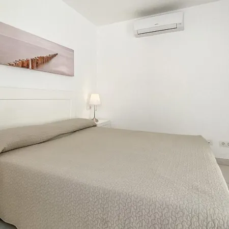 Ana Maria Villa